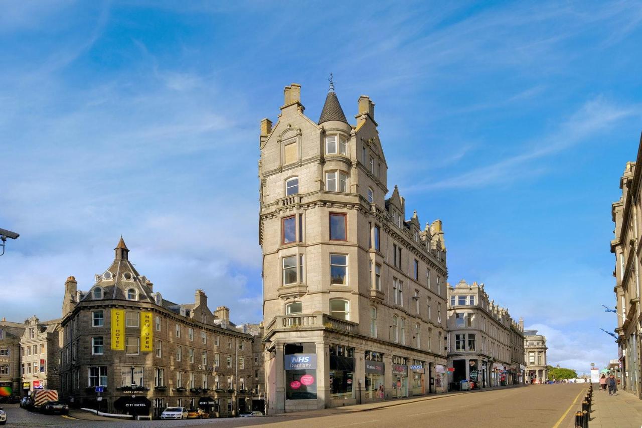 Luxury 2 Bedroom City Centre Apartment With Panoramic Views And High Ceilings Aberdeen Exterior photo